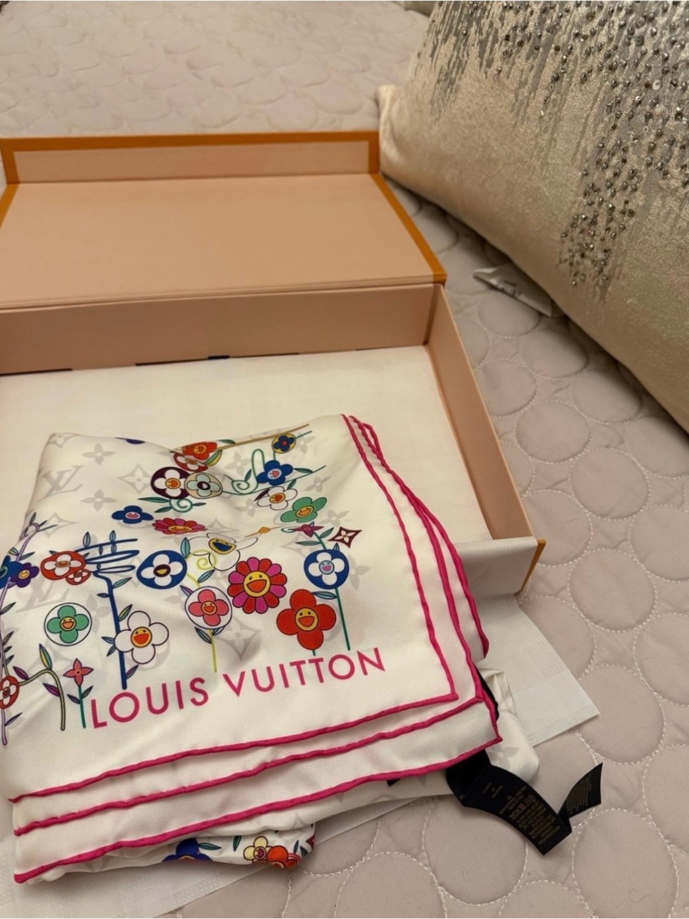 Louis Vuitton Murakami Shawl/ Scarf